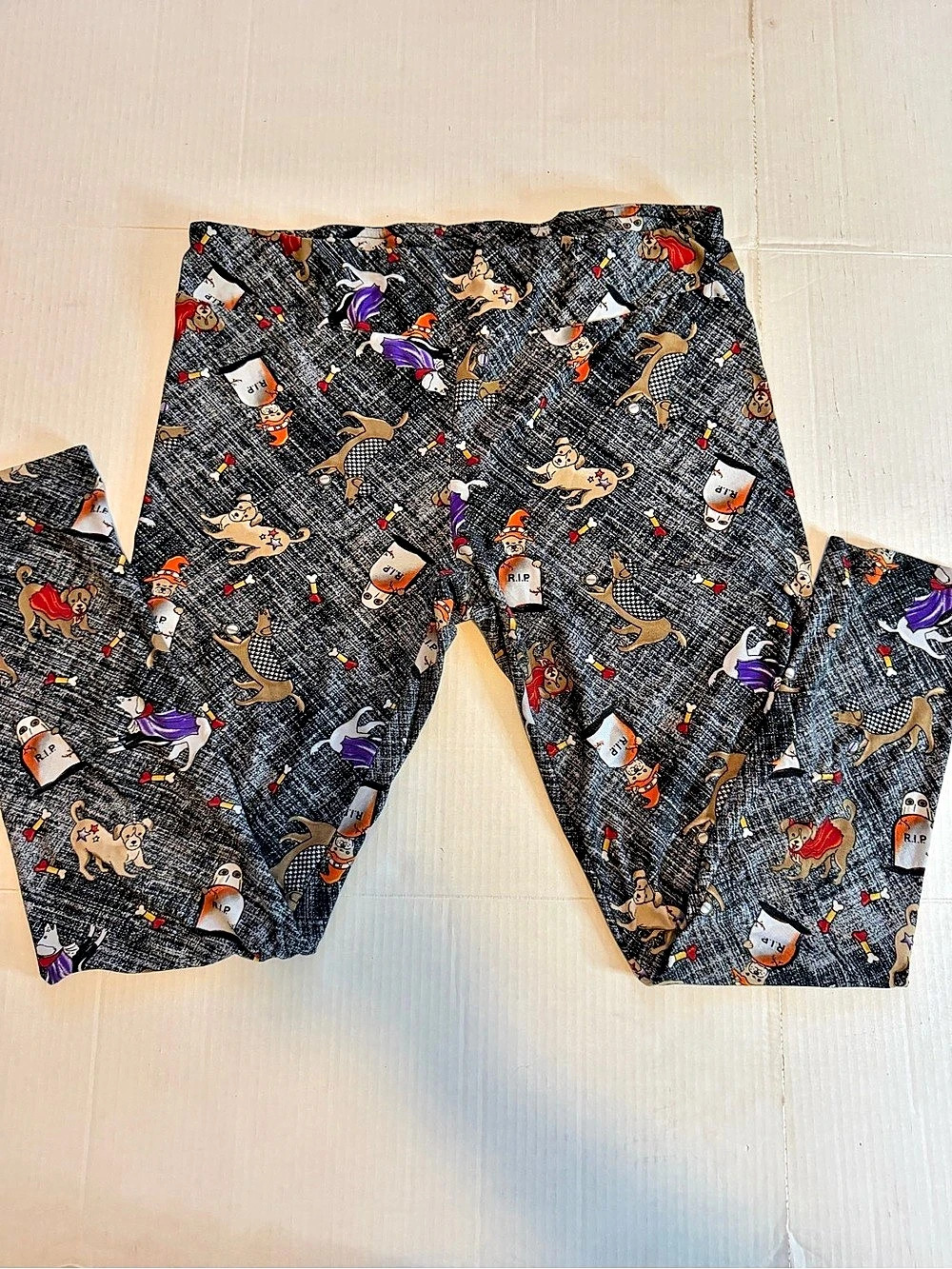 NO BOUNDARIES Halloween Print Leggings Black & Gray Size XL Like New